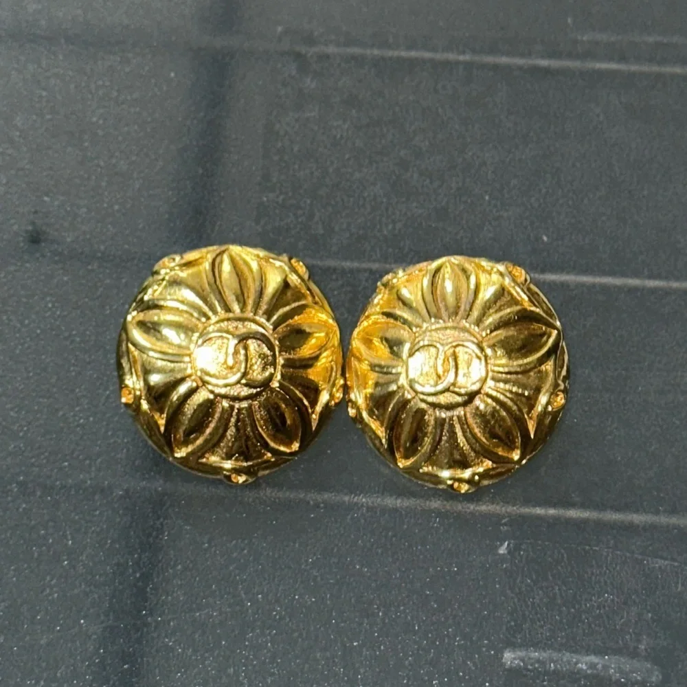 CHANEL 24K GOLD PLATED EARRINGS